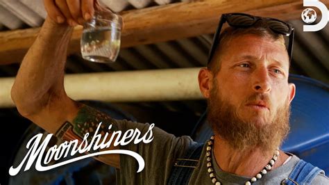 m4ufree moonshiners